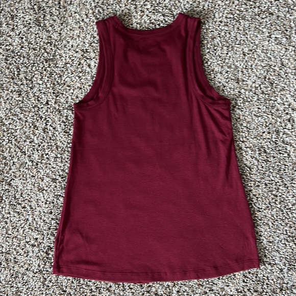 Old Navy tank top - Picture 2 of 2
